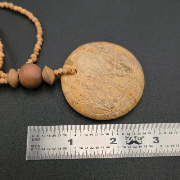 Slip On 20 Inch Wood And Jasper Stone Carved Floral Necklace B991 - Picture 6 of 7